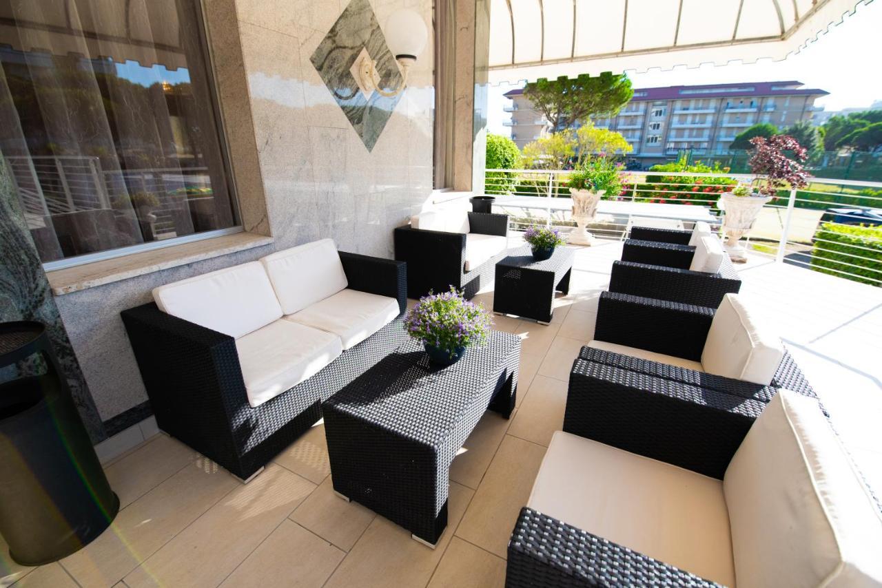 Hotel Carlton 利多迪迪耶索洛 外观 照片